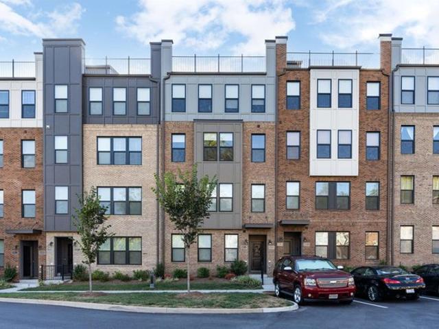 Condo for sale in Virginia