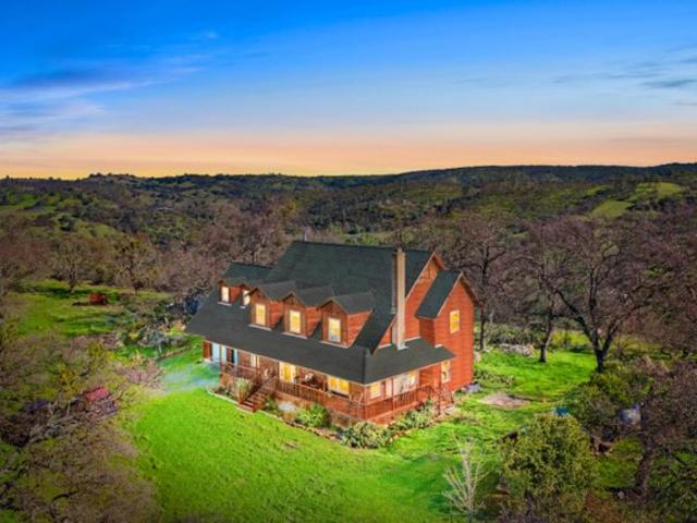 House for sale in Ione, California
