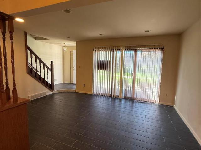 Condo for sale in Warren, Michigan