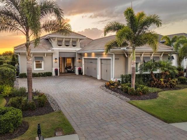 House for sale in Lakewood Ranch, Florida