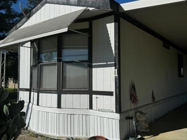 House for sale in Los Molinos, California