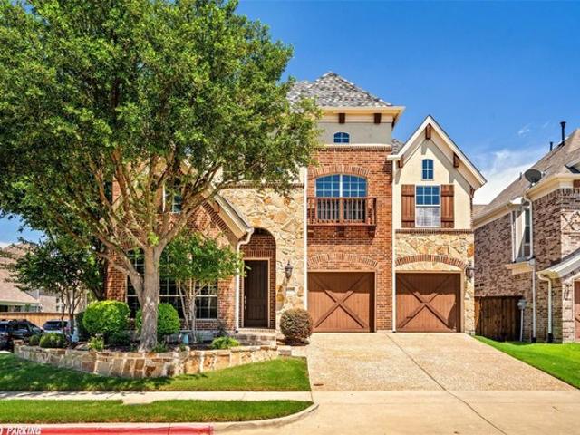 House for sale in Denton, Texas
