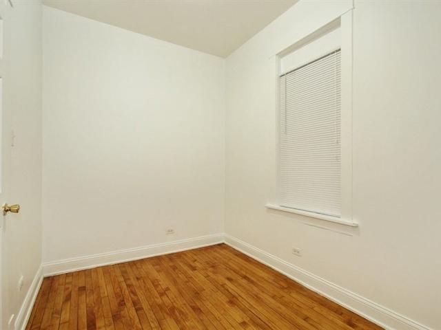 Apartment for rent in Chicago Park, Illinois