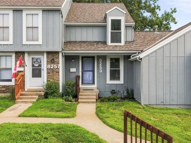 Townhouse for sale in Kansas