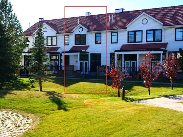Townhouse for sale in Northwest, Alberta