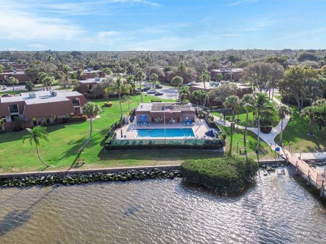 Townhouse for sale in Jupiter, Florida