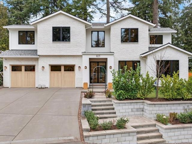 House for sale in Oregonia