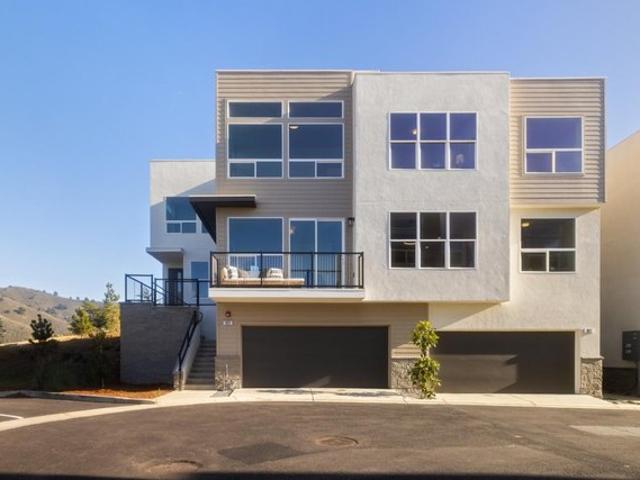 Condo for sale in San Mateo, California