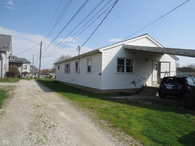 House for sale in Hope, Indiana