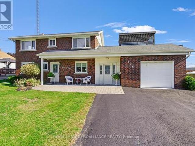 House for sale in Edwardsburgh cardinal, Ontario