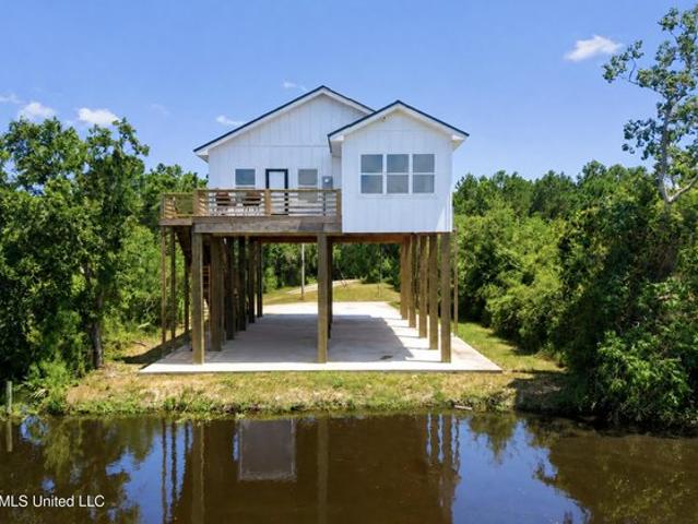 House for sale in Bay Saint Louis, Mississippi