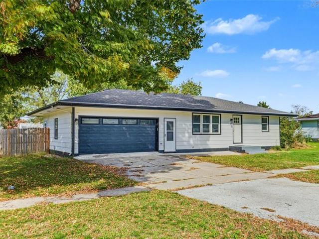 House for sale in Mary Ann Estates, Waukee