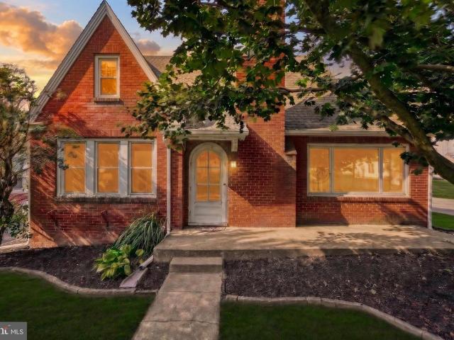 House for sale in McAlisterville, Fayette Township