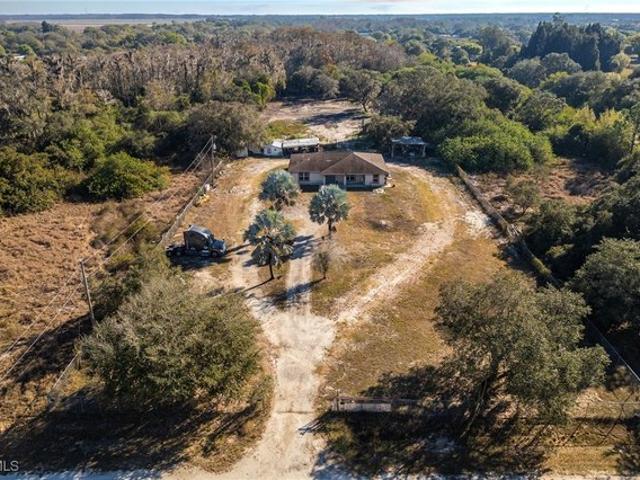 House for sale in Clewiston, Florida