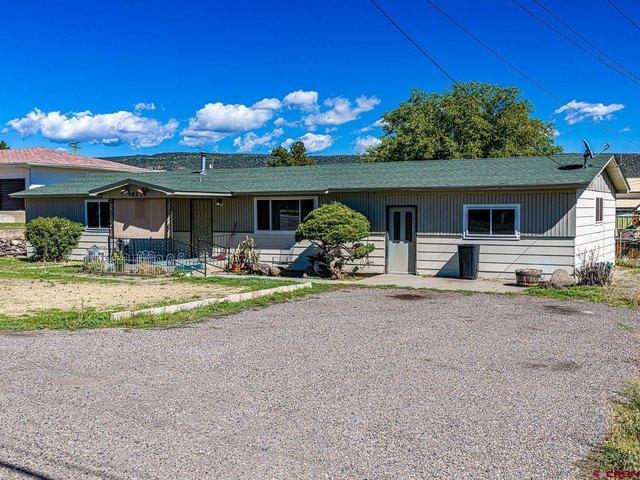 House for sale in Cedaredge, Delta County