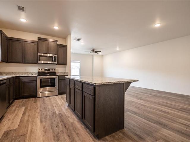 House for sale in Fayetteville, Washington County