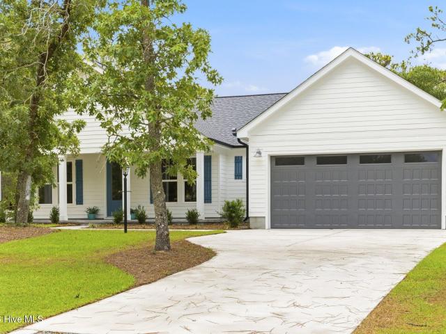 House for sale in Bolivia, North Carolina