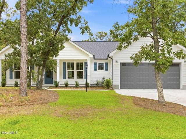 House for sale in Bolivia, North Carolina