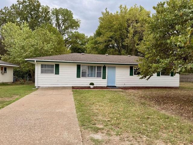 House for sale in Neosho, Missouri