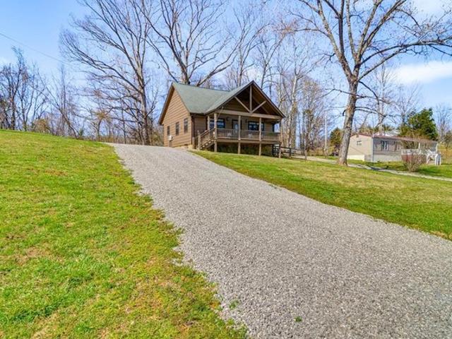 House for sale in Burkesville, Kentucky