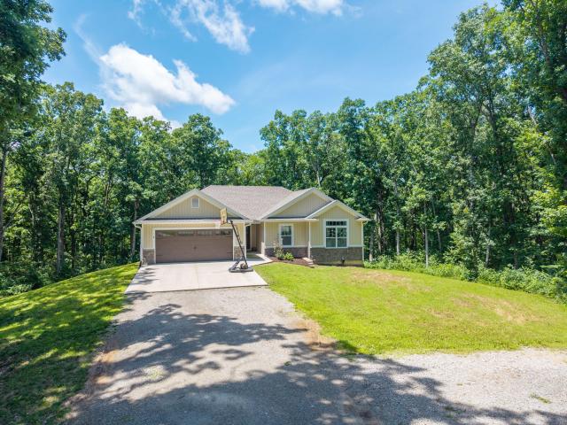 House for sale in Harrisburg, Missouri