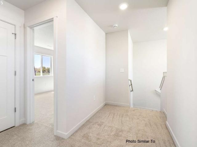Townhouse for sale in Stanfield