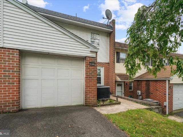 Townhouse for sale in Douglassville, Pennsylvania