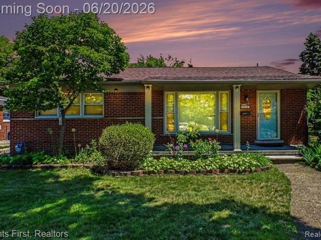House for sale in Dearborn Heights, Michigan