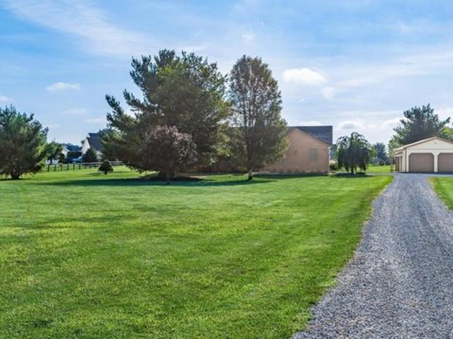 House for sale in Pataskala, Ohio