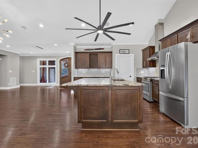 House for sale in Monbo, Catawba