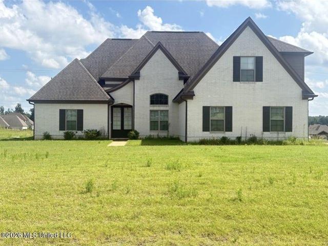 House for sale in Nesbit, Mississippi
