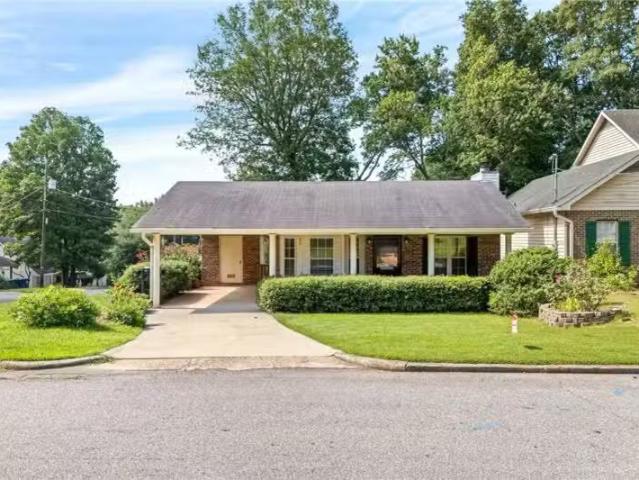 House for rent in Auburn