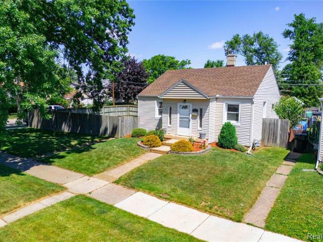 House for sale in Wyandotte, Wayne County