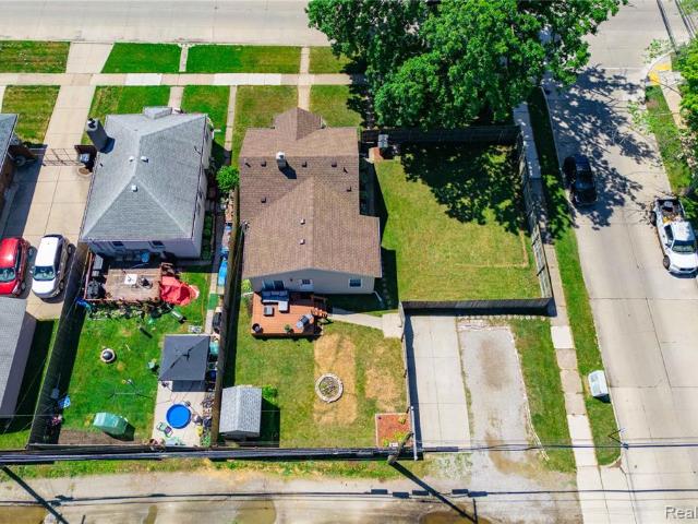 House for sale in Wyandotte, Wayne County