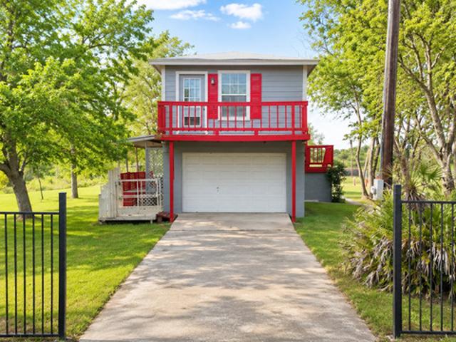 House for sale in Bandera, Texas
