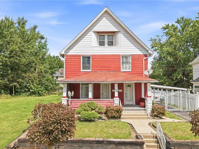 House for sale in Youngstown, Ohio