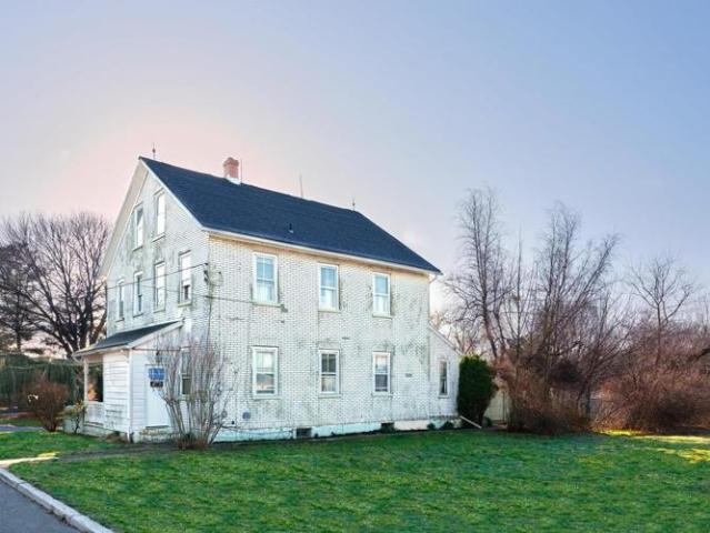 House for sale in Alpha, New Jersey