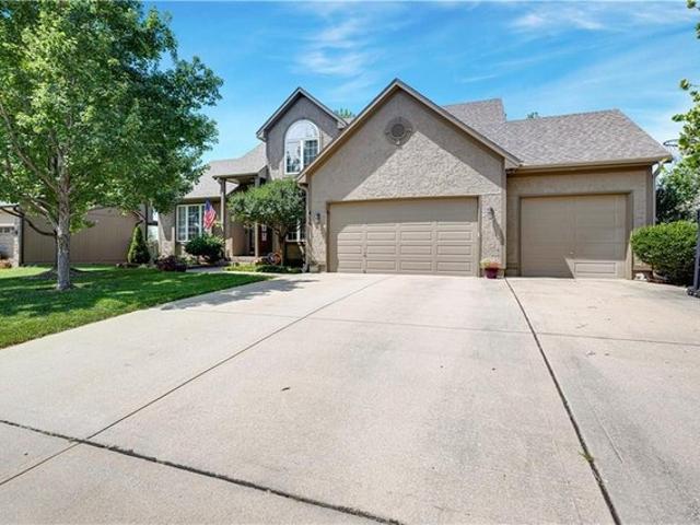 House for sale in Raymore, Cass County