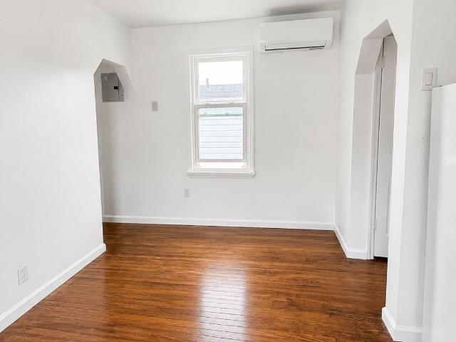 Property for rent in The Bronx, Arverne