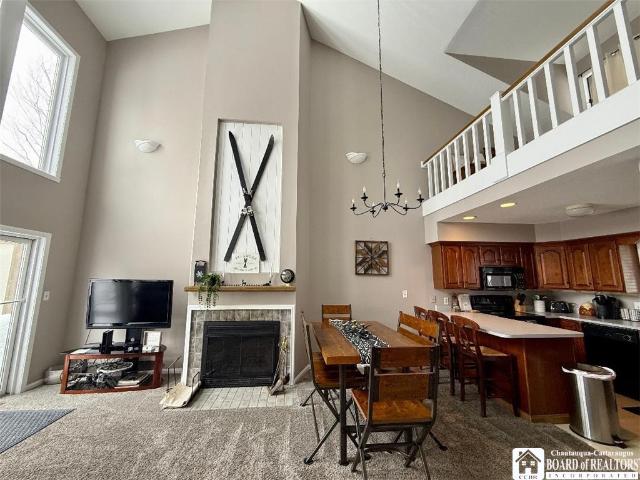 Townhouse for sale in French Creek, New York