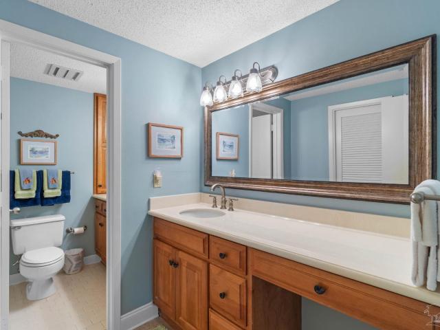 Condo for sale in Navarre, Florida