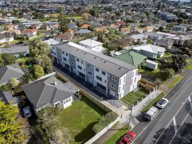 House for sale in Auckland, Oroua County