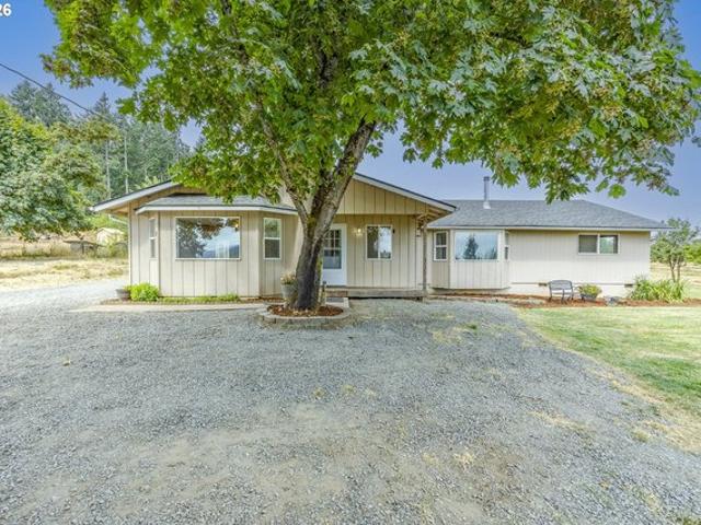 House for sale in Oregonia
