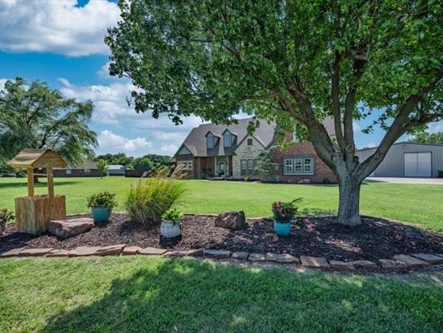 House for sale in Piedmont, Oklahoma