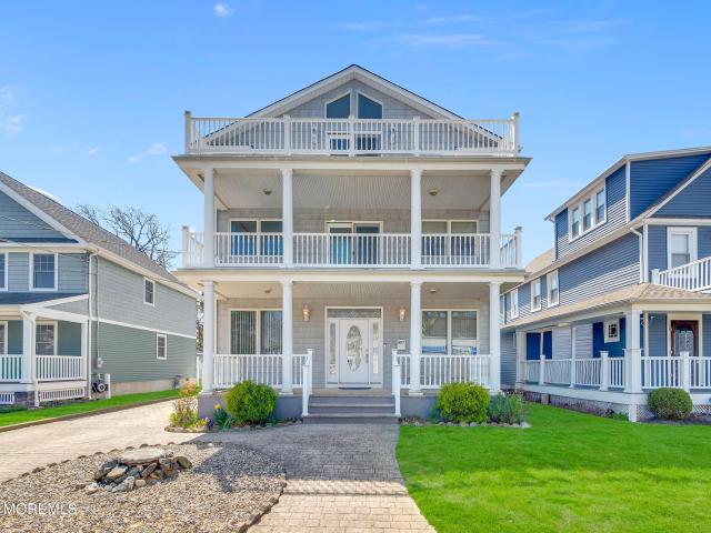 House for sale in Monmouth, New Jersey