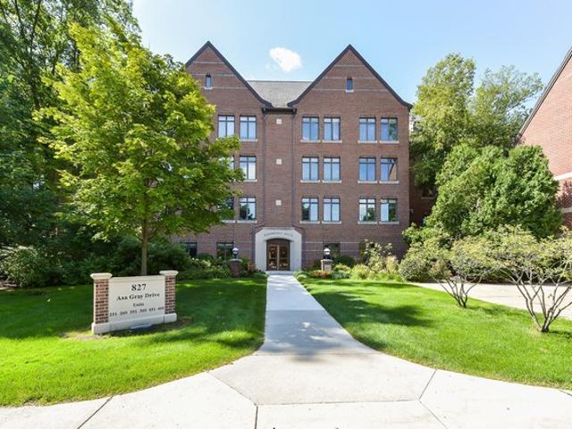 Condo for sale in Ann Arbor, Michigan
