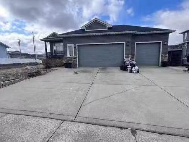 House for sale in Drumheller, Alberta