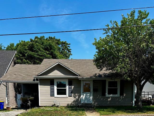 House for sale in Bowling Green, Warren County