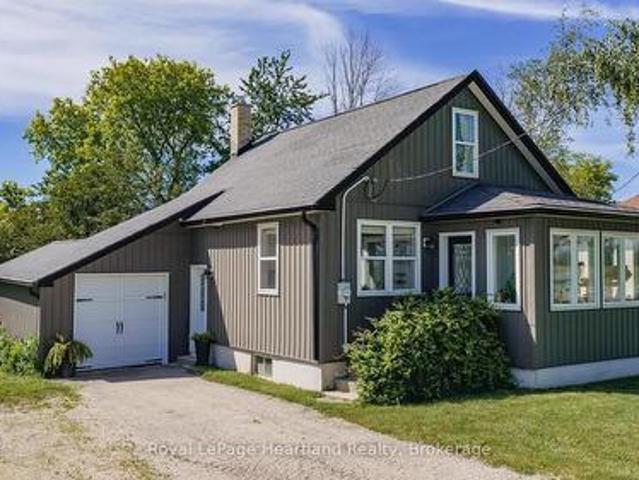 House for sale in Huron-kinloss, Ontario