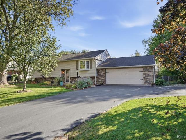 House for sale in Laguna Vista, Commerce Charter Township